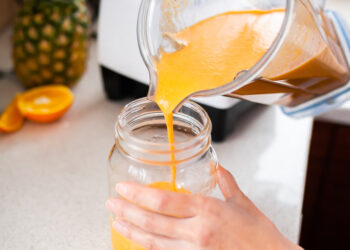 Welcome summers with A Juice Cleanse!