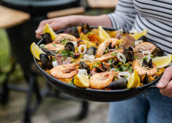 Seafood and Chicken From China Contain Antibiotics Harmful to Humans and Environment