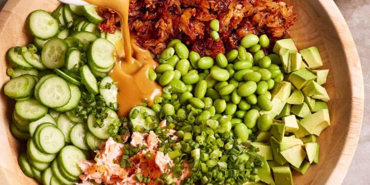 Refreshing Logan Cucumber Salad: A Summer Delight